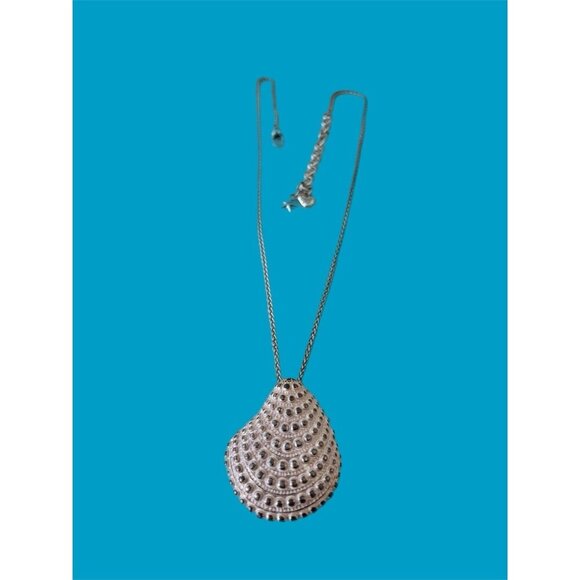 Brighton Cape Cod Shell Pendant Cream Enamel - Picture 4 of 10